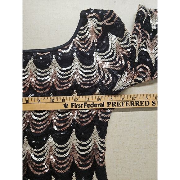 Art Deco Scalloped Sequin Dress Sz Med Gatsby 20s Style Event Glam - Picture 7 of 10